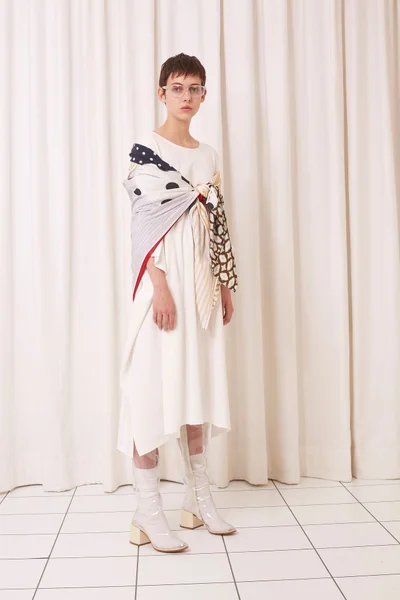 Look 12
